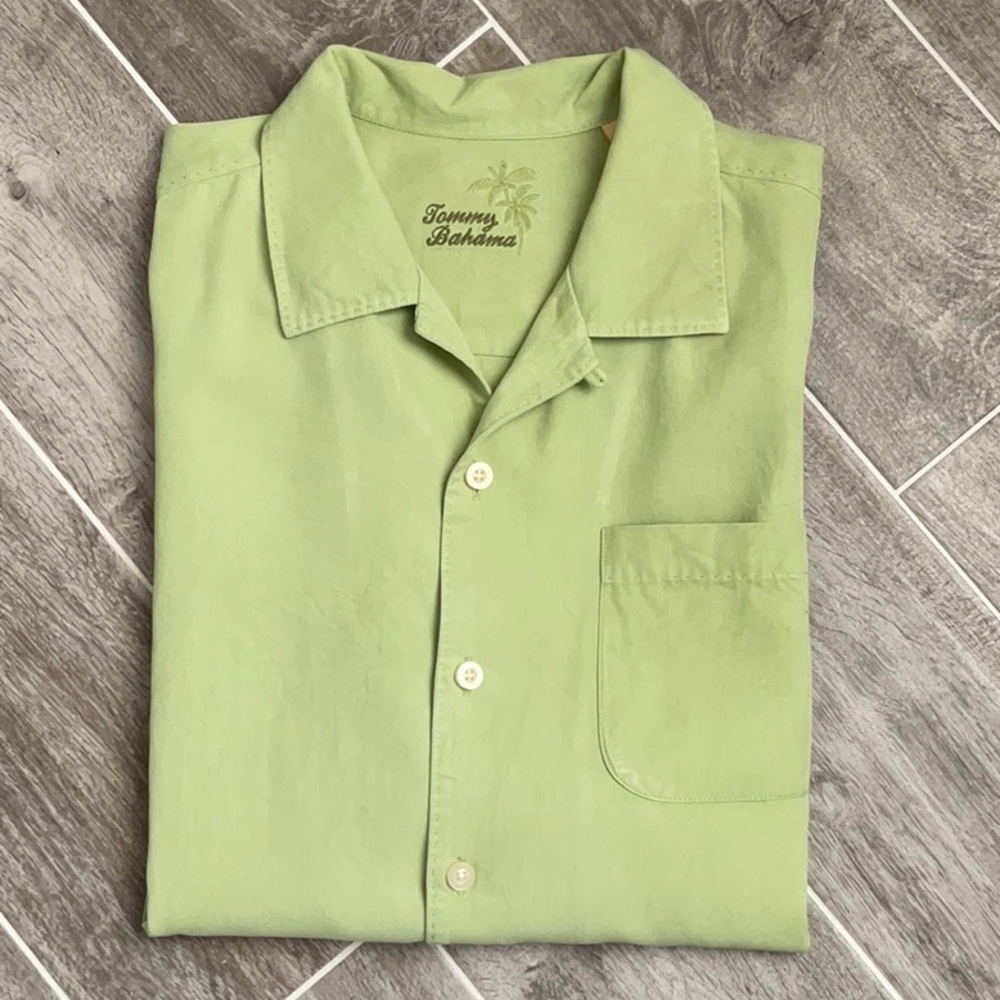 Tommy Bahama Silk Short Sleeve Shirt L
